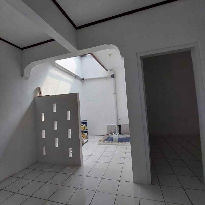dijual tanah hj naman pondok kelapa