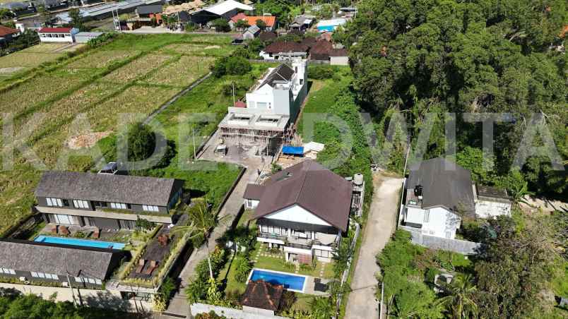 dijual tanah jalan abiseka ubud