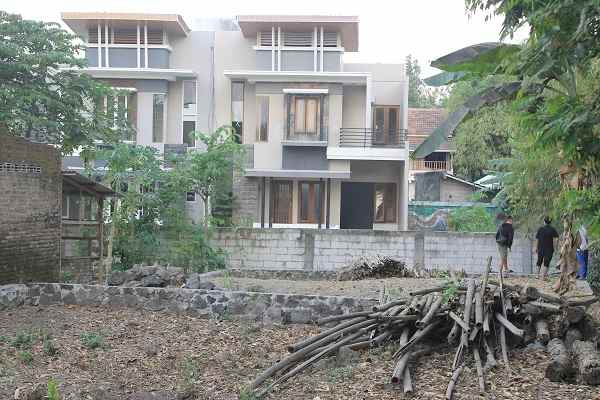 dijual tanah jl sulian agung pedes