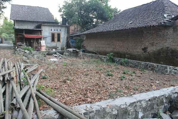 dijual tanah jl sulian agung pedes