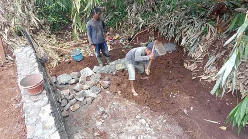 dijual tanah komplek pln ciguruwik