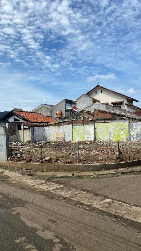 dijual tanah kreo selatan larangan