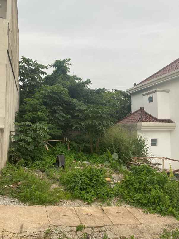 dijual tanah residensial luas di jagakarsa