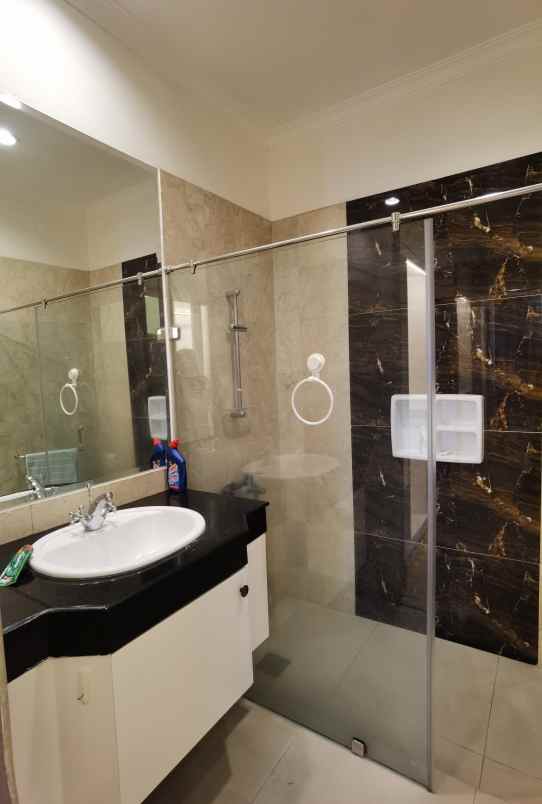 disewakan apartemen jl arteri permata hijau no