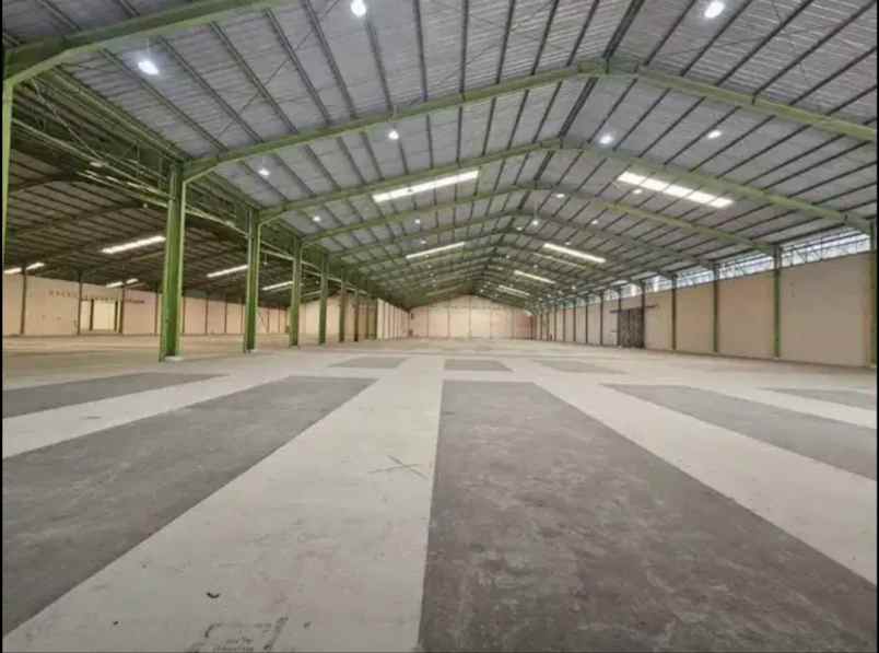 disewakan gudang industri logistik delta silicon