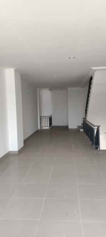 disewakan murah ruko boston pik2