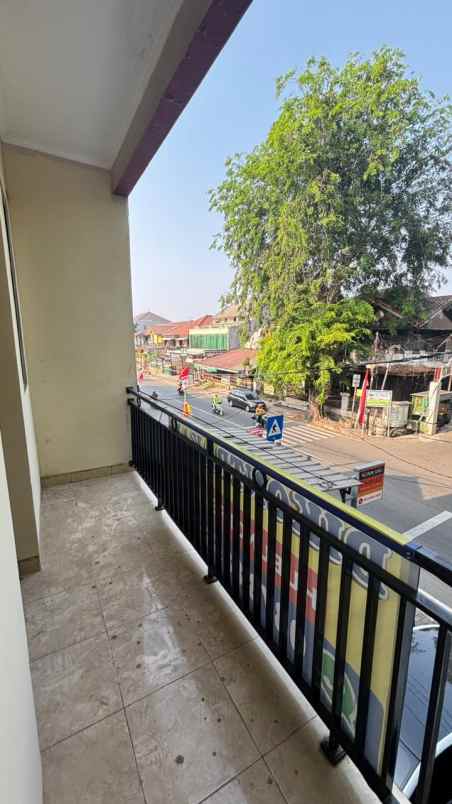 disewakan ruko 3 lantai jalan raya delima duren sawit