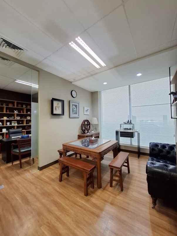 disewakan ruko gudang kantor jl jenderal sudirman no 86