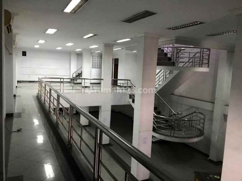 disewakan ruko gudang kantor jl kh hasyim ashari petojo