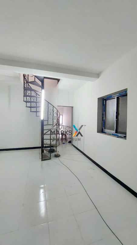 disewakan rumah di ngagel rejo nol jalan area komersil