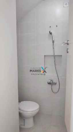 disewakan rumah di north west hill murah siap huni