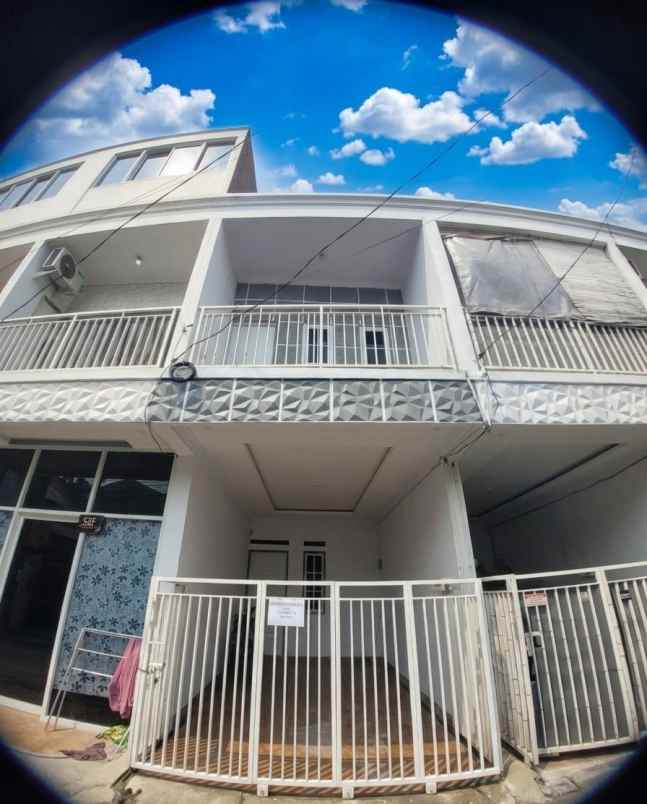 disewakan rumah jl melati kelapa dua wetan