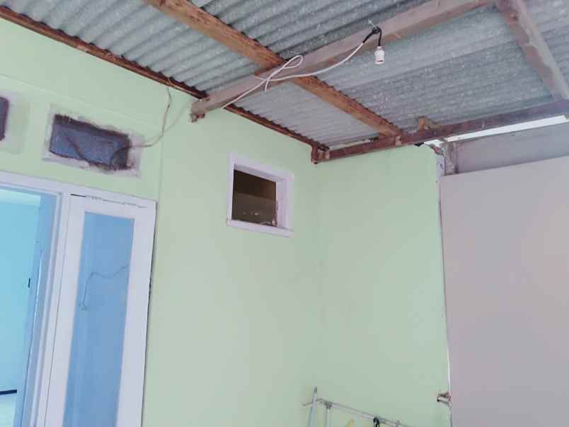 disewakan rumah perumahan nirwana asri