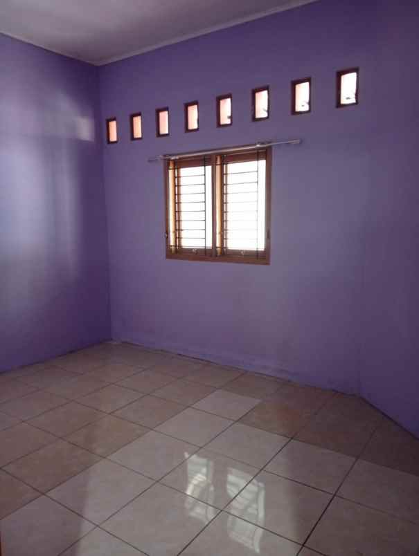 disewakan rumah perumahan pondok pekayon indah