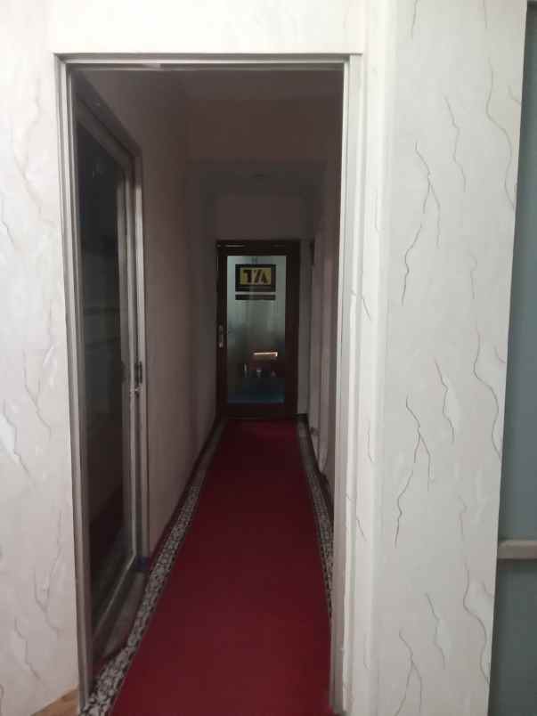 gedung kantor 4 lantai di margajaya bekasi dijual