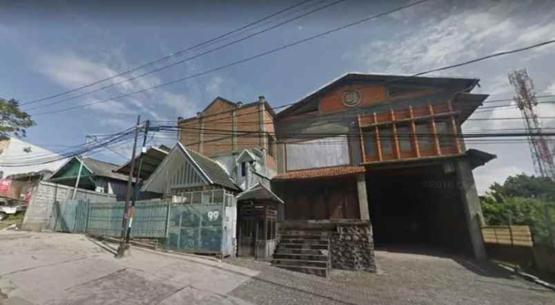 gudang jalan raya ngaliyan semarang jalan lebar