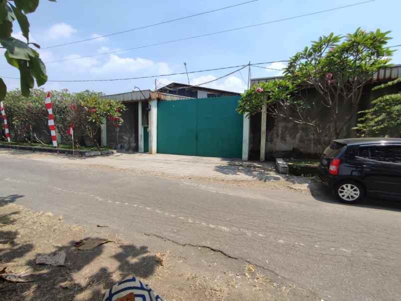 gudang strategis 5500m zona industri karanganyar
