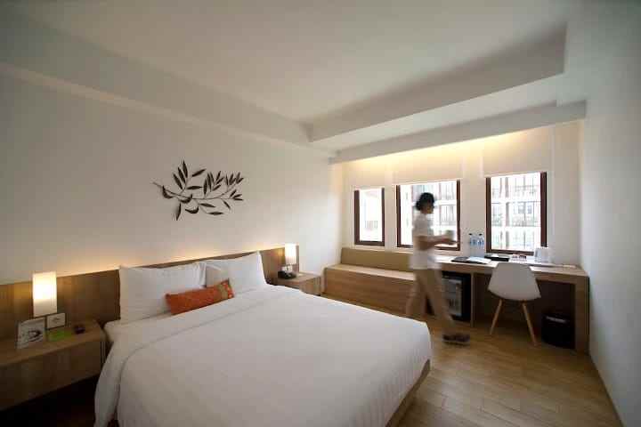 hotel terkenal bintang 4 dijual di kuta bali