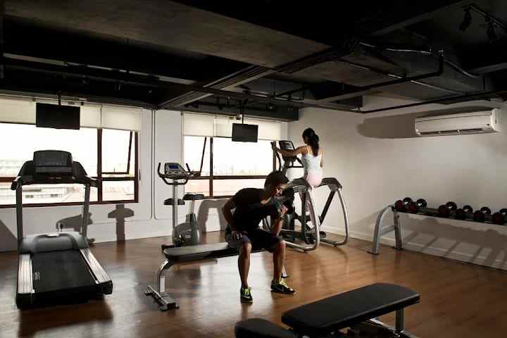 hotel terkenal bintang 4 dijual di kuta bali