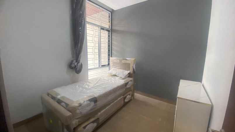 jual rumah baru di taman kopo indah