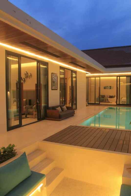 komersial industri dalam