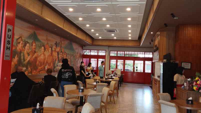 oper sewa tenan pakuwon city mall bayak bunus