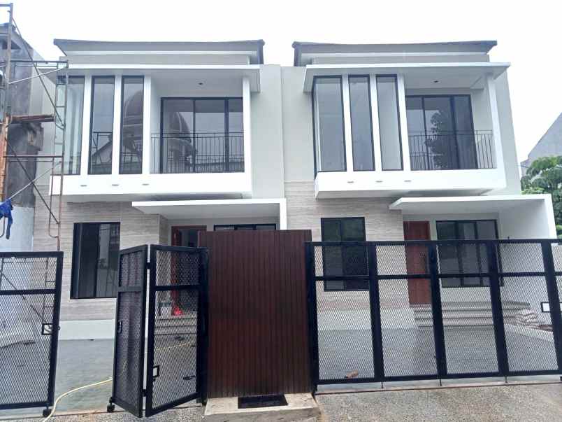 rumah 2 lantai tanpa dp free biaya biaya