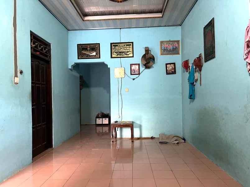 rumah bagus timur pasar sambirejo sragen