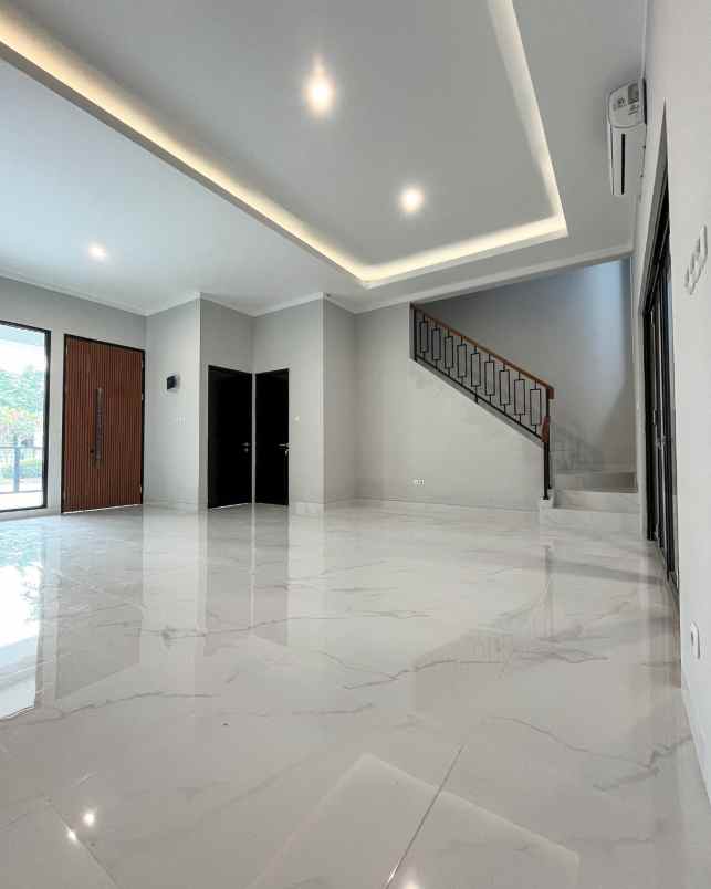 rumah baru 2 lantai siap huni dalam cluster graha raya