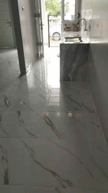 rumah baru dalam komplek di gunung sindur