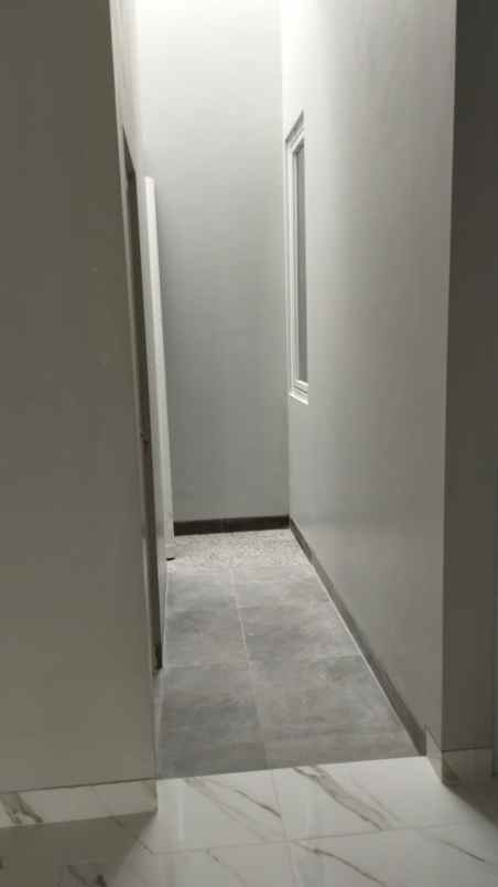 rumah baru dalam komplek di gunung sindur