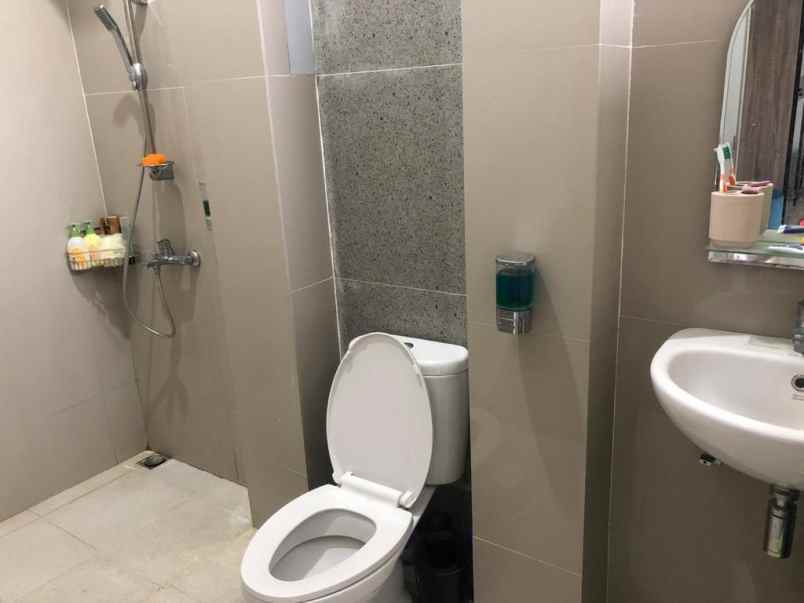 rumah d green aqila kolmas row jalan besar 3 menit awc