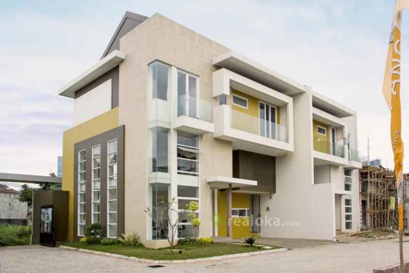 rumah jl b 2 1 3 pasar minggu