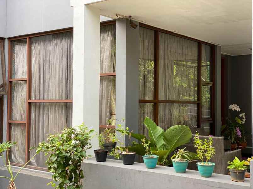 rumah jl kelapa sawit raya