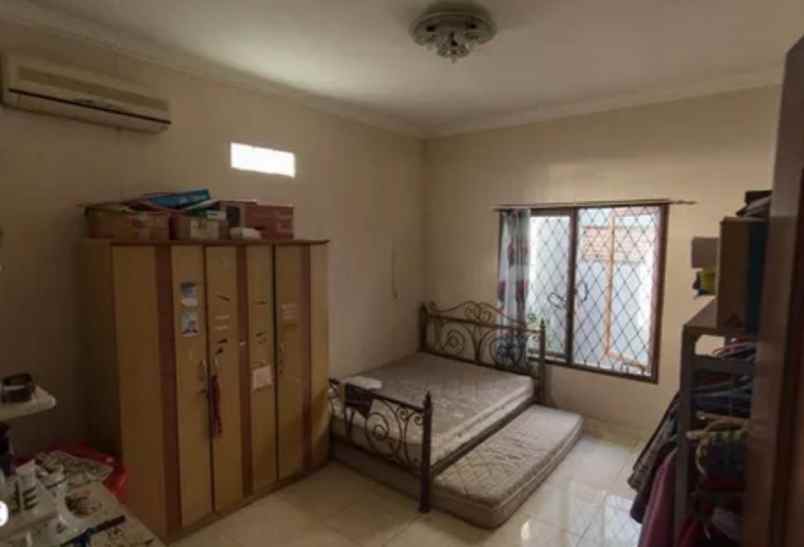 rumah kecapi jagakarsa