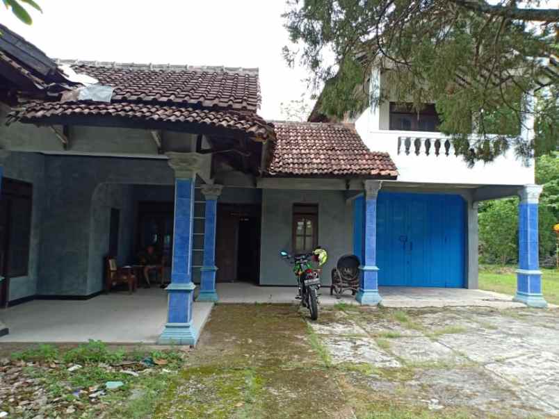 rumah komplek wisata kebun