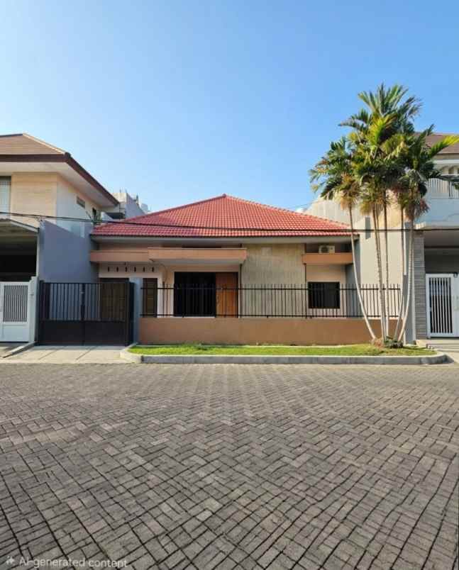 rumah manyar tompotika new gress row 3 mobil