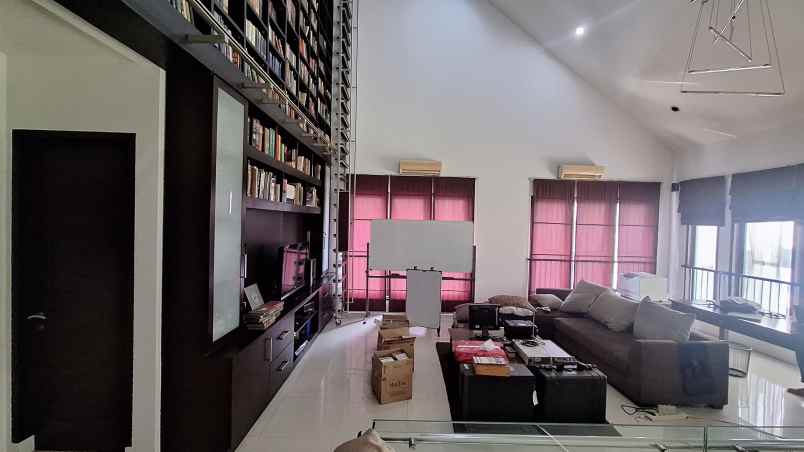 rumah mewah di menteng dalam dijual cepat