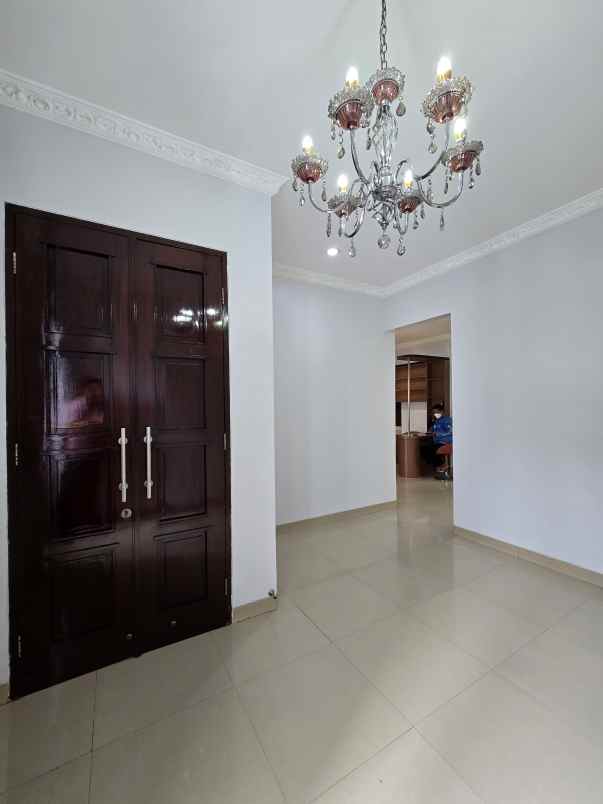 rumah second terawat di cipinang muara jaktim