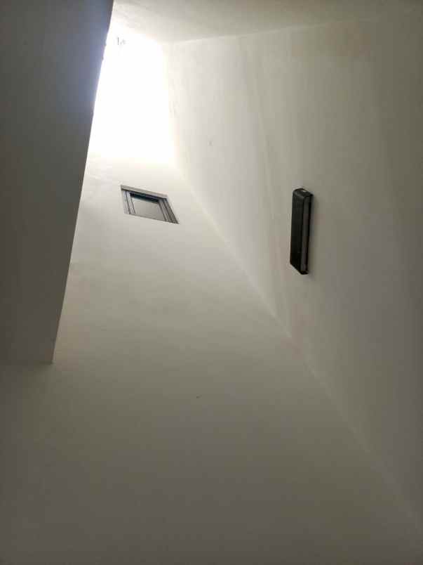 rumah secondary terawat full furnisg