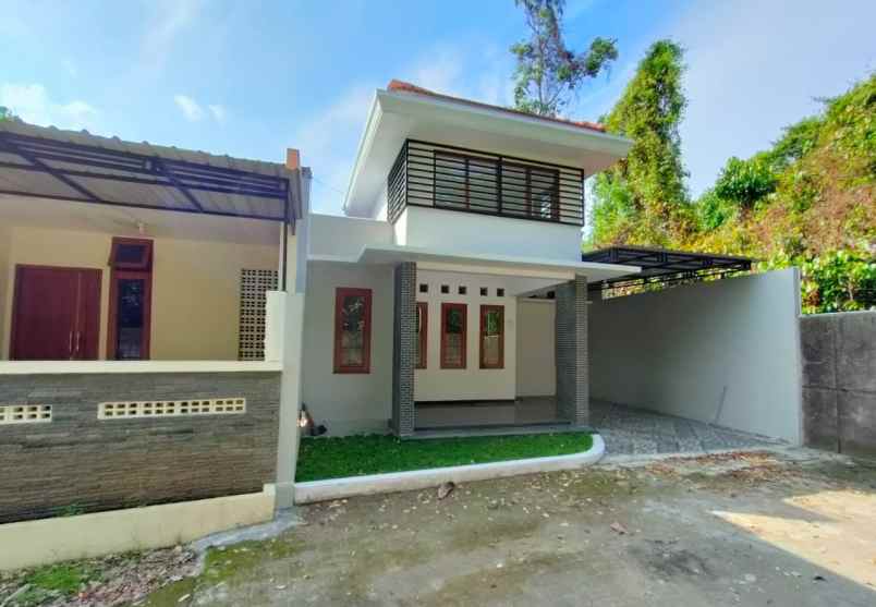 rumah sukoharjo ngaglik sleman
