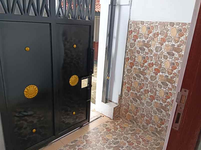 sewa kostan putri halim perdanakusuma