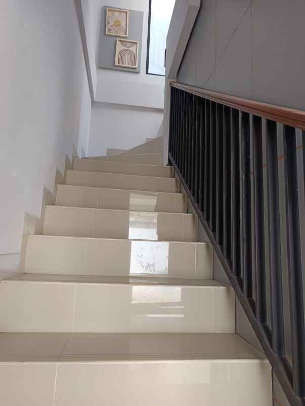 apart house mewah di jantung kota jakarta selatan