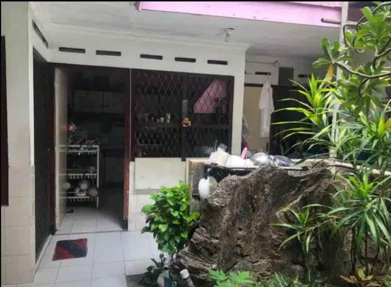 buyer only tenggilis mejoyo dekat ubaya lokasi depan