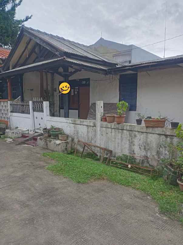 di rumah hitung tanah di perumahan depok utara