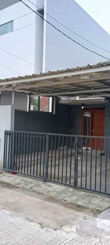 di sewa rumah kantor