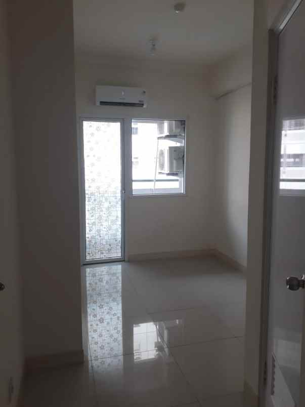 dijual apartemen jalan ahmad yani kav 49