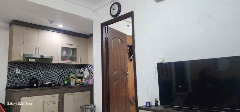 dijual apartemen jl mh thamrin km 2 7 rt
