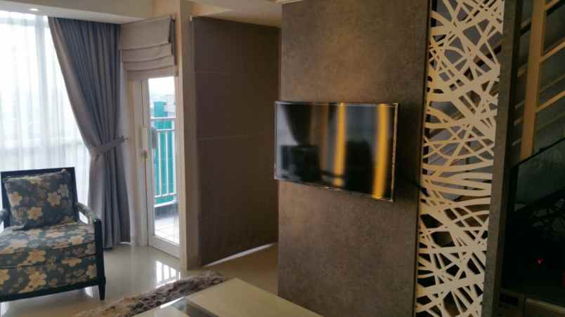 dijual apartemen the h residence jatinegara