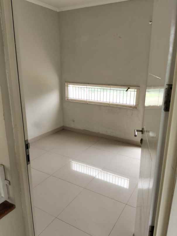 dijual apartemen transyogi cibubur jatikarya